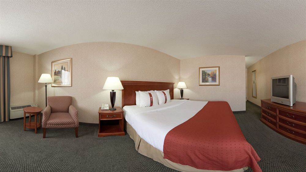 Holiday Inn Cincinnati-Riverfront By Ihg Covington Exterior foto